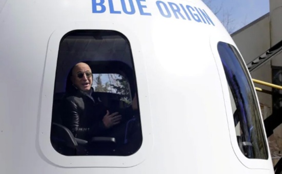 亞馬遜前任首席執行官杰夫·貝索斯(Jeff Bezos)將踏上 Blue Origin 的處女航。