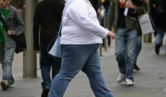 疫情導(dǎo)致英國(guó)倫敦報(bào)告的平均增重約為4公斤