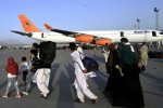喀布爾機(jī)場重新開放 美軍繼續(xù)撤離行動(dòng)