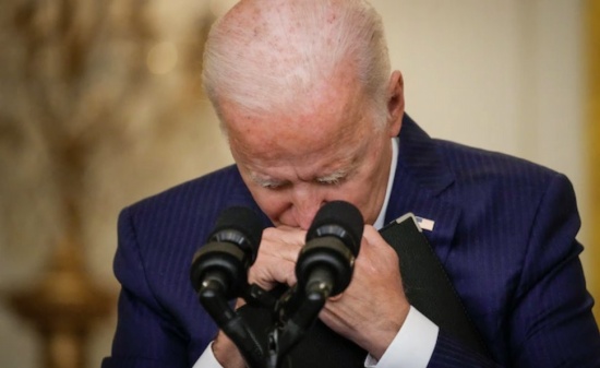 喀布爾機場附近爆炸造成重大傷亡