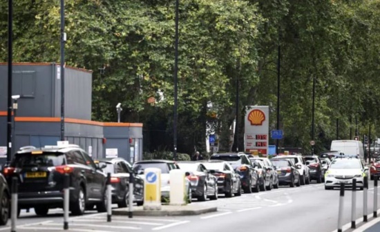 英國燃油危機 英國軍隊開始駕駛油輪