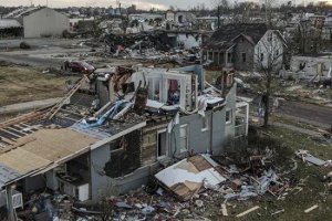 龍卷風將美國5個州的整個街區(qū)夷為平地