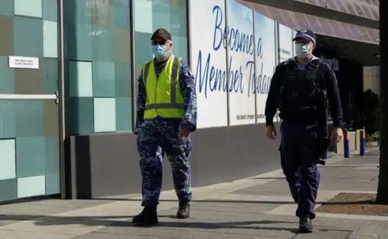 澳大利亞在Omicron疫情中重新開放邊境