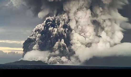 湯加“失聯(lián)”傷亡未知 多國海嘯預(yù)警