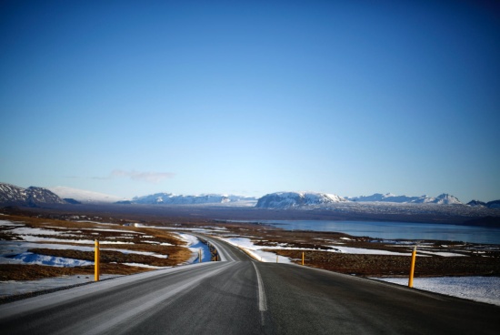 冰島湖底發現失蹤的旅游飛機