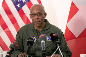 拜登任命空軍司令為美國(guó)最高將軍