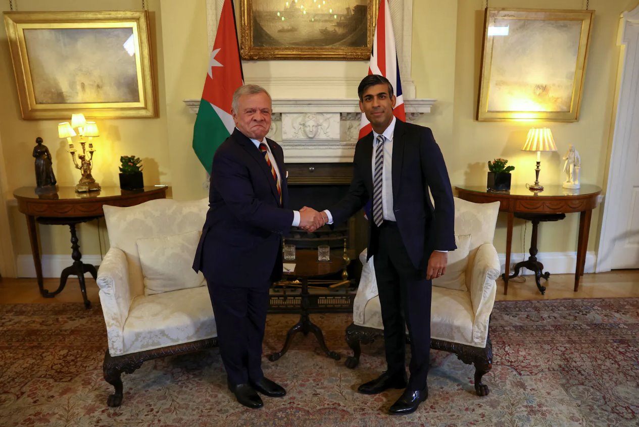 英國(guó)首相里希·蘇納克于2023年10月15日在英國(guó)倫敦唐寧街會(huì)見(jiàn)約旦國(guó)王阿卜杜拉二世。