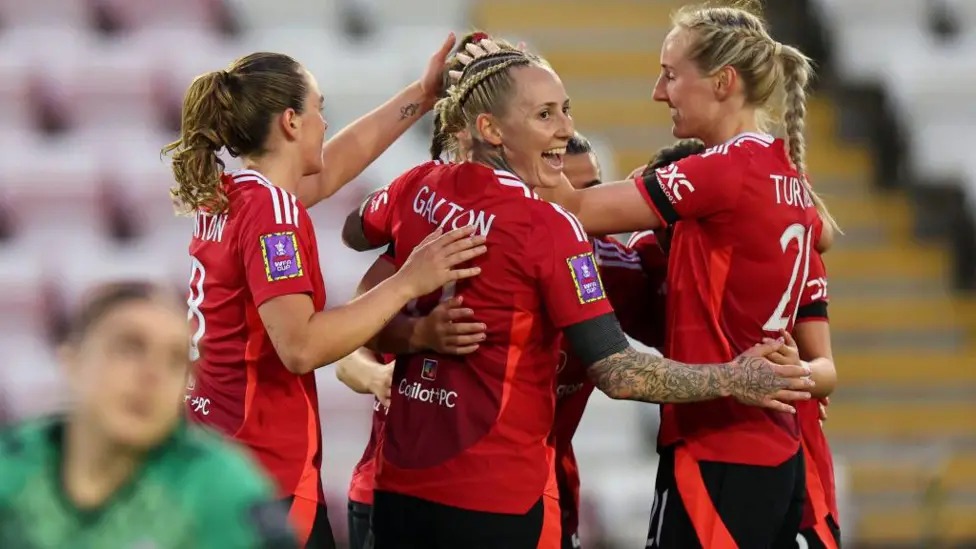 曼聯在上賽季足總杯決賽中擊敗托特納姆熱刺奪冠