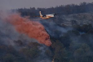 法國大部分地區(qū)發(fā)生火災(zāi)