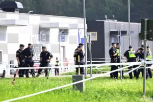 瑞典清真寺附近發(fā)生槍擊事件造成1人死亡