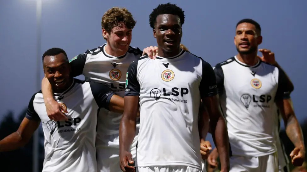 布羅姆利剛剛進入英格蘭足球聯賽的第二個賽季