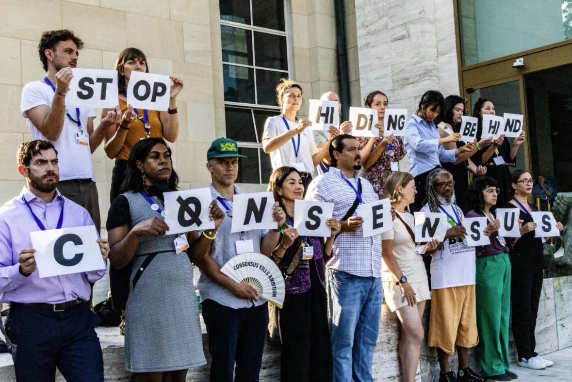 隨著日內瓦塑料條約談判進入最后階段，氣候活動人士呼吁各國“停止躲在共識背后”。