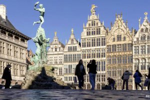 追尋盧浮宮的寶藏：